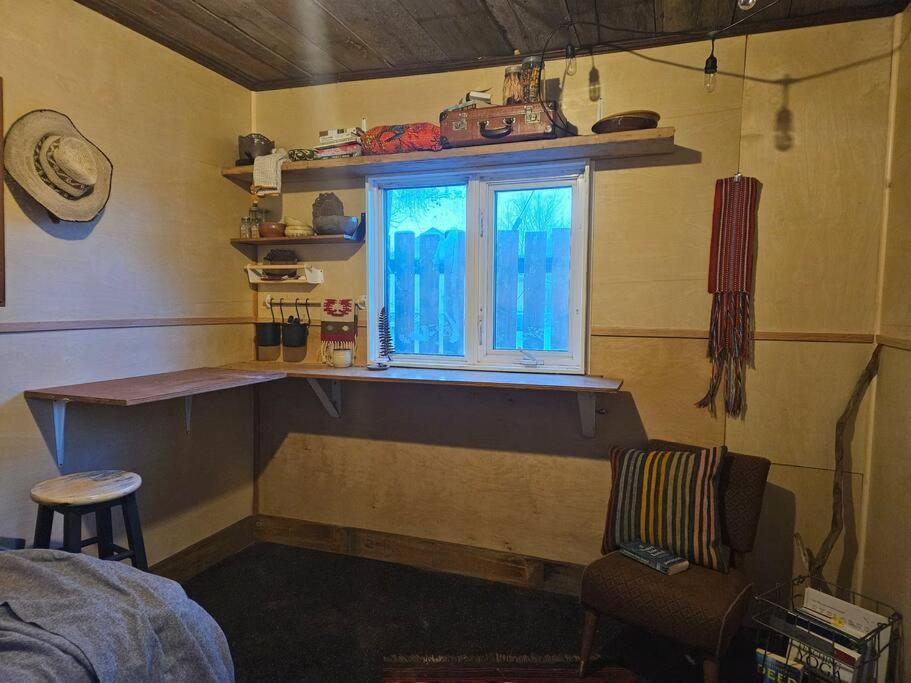 Blue Dog Accommodations Eastend 外观 照片